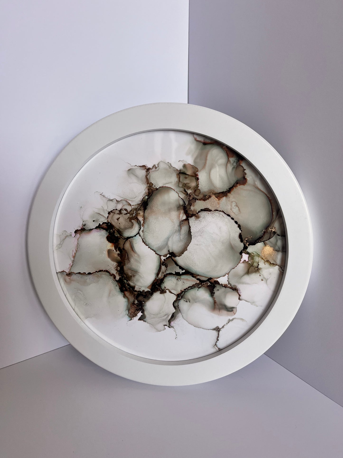 Alcohol Ink in White Frame - Round, Mushroom